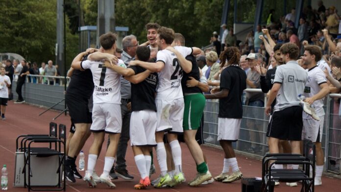Der VfB Hilden hat den ersten Heimsieg eingefahren. Foto: VfB Hilden Der VfB Hilden hat den ersten Heimsieg eingefahren. Foto: VfB Hilden