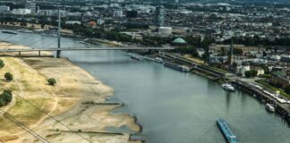 Umweltschützer fordern nationalen Plan für Wasserknappheit Niedrigwasser-Spitzentreffen in Bonn: Wirtschaftsverbände beraten mit dem Bundesverkehrsminister über die aktuelle Lage auf den Wasserstraßen in Deutschland.