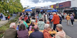 Großes Fest am Anger-Markt: „25 Jahre Familie Moritz“
