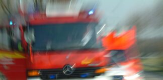 Haan: Feuerwehr verhindert Übergreifen auf Waldgebiet In Haan hat die Feuerwehr womöglich einen größeren Brand verhindert. Symbolbild: Polizei