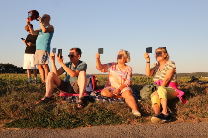 IMG_5350 Partielle Sonnenfinsternis Velbert 2026_c_André Volkmann