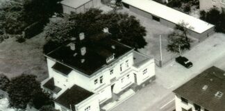 Einblicke in das Stadtarchiv: Metzkausen im Wandel der Zeit Wo sich früher das Rathaus des Amtes Hubbelrath befand, steht heute ein Hotel. Foto: Stadtarchiv Mettmann