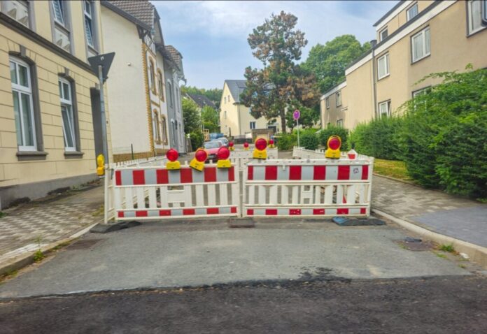 An der Bogenstraße in Neviges laufen weiterhin die Bauarbeiten. Foto: Volkmann An der Bogenstraße in Neviges laufen weiterhin die Bauarbeiten. Foto: Volkmann