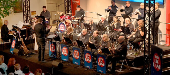 WFW-Big Band Die WFW-Big Band der Feuerwehr Wuppertal gastiert in Velbert. Foto: Feuerwehr Wuppertal