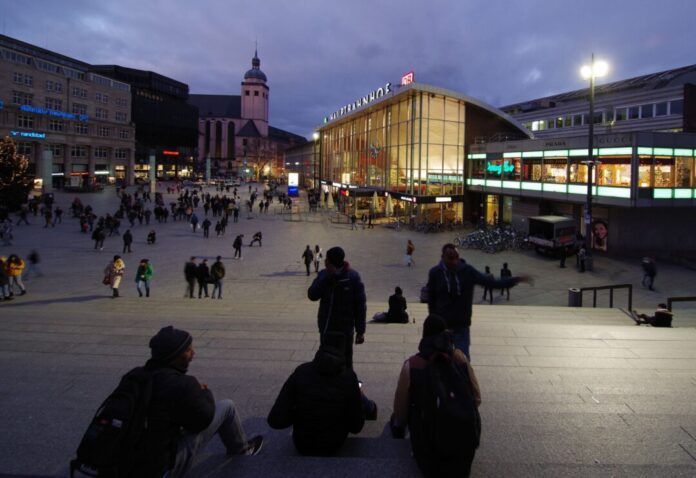 Köln In Köln wird derzeit viel über Abschiebungen diskutiert. (Symbolbild)