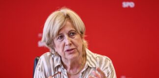 SPD fordert Reformen nach Korruptionsfällen im Strafvollzug Die SPD fordert den Rücktritt von NRW-Justizminister Benjamin Limbach. (Grüne)