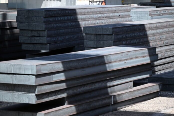 Thyssenkrupp nimmt 800 Millionen Euro-Anlage in Betrieb Wie geht es weiter mit der Stahlsparte von Thyssenkrupp? Mögliche Investoren können sich demnächst bei einem Kapitalmarkttag näher informieren. (Symbolbild)