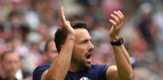 Erschöpft, aber happy: Paderborn zufrieden nach Rückkehr Zufrieden mit dem ersten Auftritt: SCP-Coach Ralf Kettemann