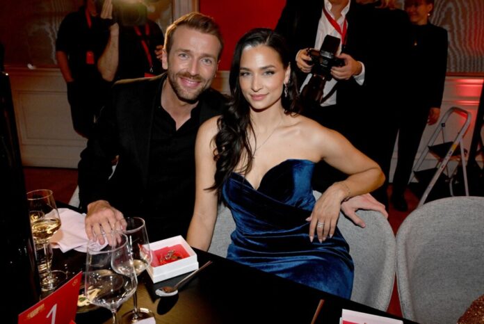 Christian Düren und Amira Aly Mit ihrem Lebensgefährten Christian Düren erwartet Amira Aly bald ihr drittes Kind. (Archivbild)