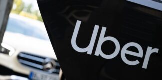 Streit um Mindestpreise in Köln erreicht OVG in Münster Auch in Köln gibt es Streit um die Mindestpreise für Bolt, Uber und andere Anbieter, um das Taxigewerbe zu schützen. Jetzt ist das OVG in Münster an der Reihe. (Symbolbild)