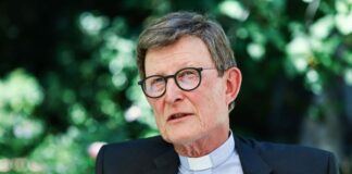Kardinal Woelki: Kurz-Abstecher in den Dom weiter gratis Kardinal Rainer-Maria Woelki hat betont, dass man den Dom weiterhin auch besuchen kann, ohne zu bezahlen (Archivbild).