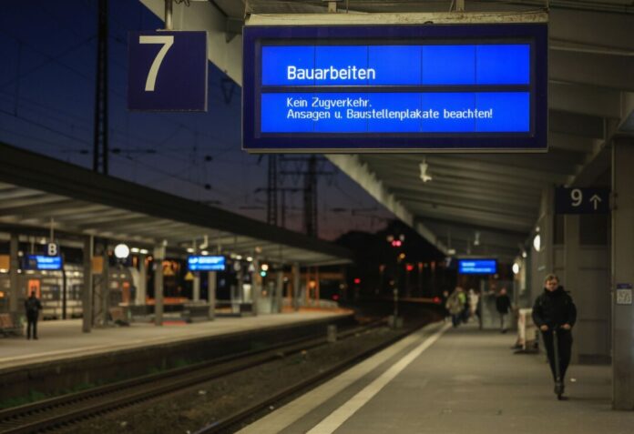 Bahn baut im Ruhrgebiet und sperrt im Herbst zahlreiche Strecken Bauarbeiten: Im Herbst sind zahlreiche Linien im Ruhrgebiet gesperrt (Archivbild)