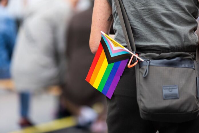 Auftaktkundgebung Christopher Street Day in Braunschweig Der Demonstrationszug war am Mittag an der Grugahalle gestartet.