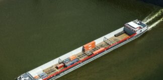 Treffen mit Minister zu Lösungen für Niedrigwasser-Krise Niedrigwasser-Spitzentreffen in Bonn: Wirtschaftsverbände beraten mit dem Bundesverkehrsminister über die aktuelle Lage auf den Wasserstraßen in Deutschland.
