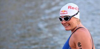 Extremschwimmerin – Durch Main und Rhein gegen das Ertrinken Rund 200 Kilometer will die gebürtige Marburgerin in vier Tagen von Frankfurt nach Köln schwimmen.