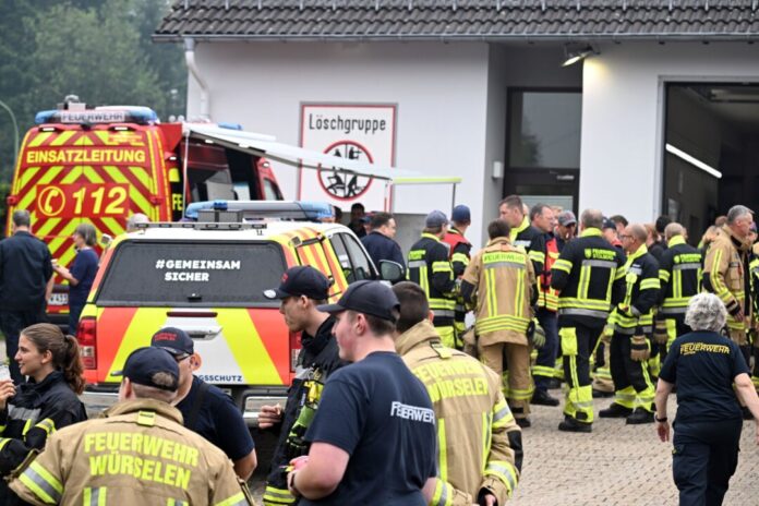 Waldbrand im Hohen Venn In Monschau gehen die Einsätze weiter.