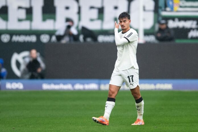 Jens Castrop Jens Castrop fehlt Borussia Mönchengladbach wegen einer Schulterverletzung für unbestimmte Zeit. (Archivbild)