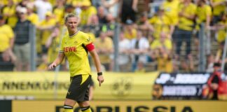«Extrem heiß»: Popp und BVB-Frauen starten in Regionalliga Erfüllt sich im BVB-Trikot einen Kindheitstraum: Alexandra Popp.