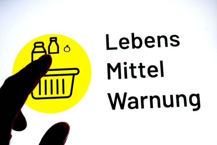 Lebensmittelwarnung Betroffen sind mehrere Chargen des Produkts Edeka Bio Wildheidelbeeren tiefgefroren in einer 300-Gramm-Packung. (Symbolbild)