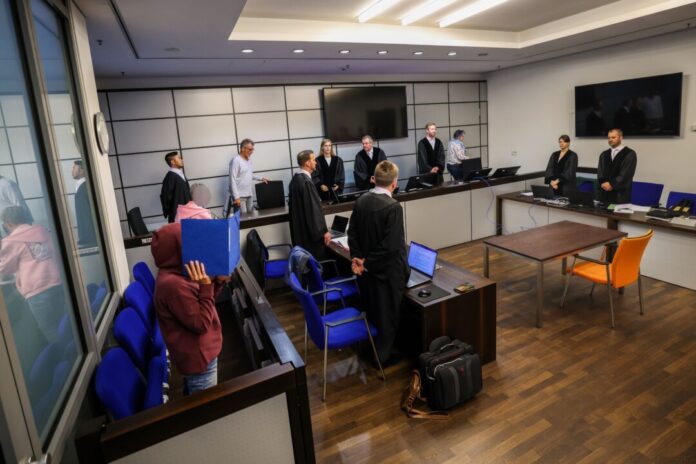 Prozessbeginn wegen Mordkomplott Gericht verhängt lebenslange Haft - Angeklagte gehen in Revision. (Archivbild)