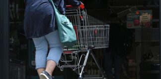 Tarifeinigung in NRW – Durchbruch im Einzelhandel Durchbruch bei der Tarifrunde im nordrhein-westfälischen Einzelhandel. (Symbolbild)
