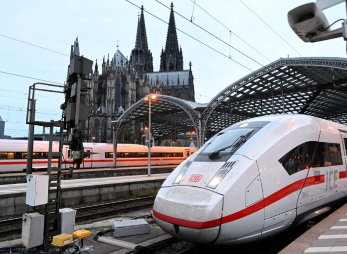 Hauptbahnhof Köln In den Katakomben des Kölner Hauptbahnhofs ist am Donnerstagabend die Brandmeldeanlage losgegangen. (Symbolbild)