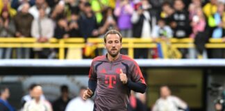 Eberl zum neuen Kane-Vertrag: «Gespräche haben angefangen» Harry Kane beim Aufwärmen in Dortmund.