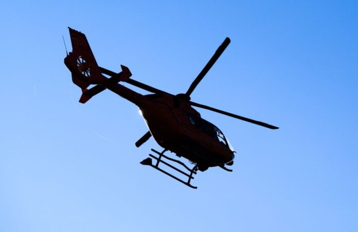 Motorradfahrer verletzt Mit einem Helikopter wird der Radfahrer in eine Klink geflogen. (Symbolbild)