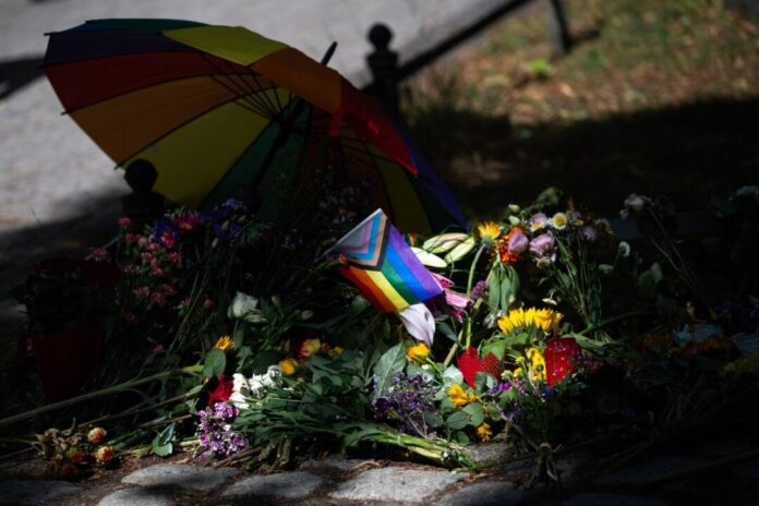 Nach dem Angriff auf CSD in Berlin Die Trauer nach dem Anschlag beim CSD in Berlin war groß.