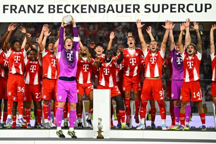 VfB Stuttgart - Bayern München Starten die Bayern wie im vergangenen Jahr nach dem Supercup-Gewinn gegen den VfB Stuttgart wieder mit einem Titel in die Saison. (Archivbild)