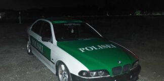 Polizei stoppt unversichertes «Polisei»-Auto Das Auto war ohne Versicherungsschutz unterwegs.
