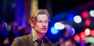 «Maxton Hall»-Star erinnert sich an Durchbruch im «Club» Damian Hardung ist Star der Romanze «Maxton Hall».