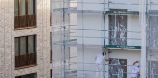 Wie das Bauen in NRW einfacher wird Viele Bauvorschriften in NRW sollen künftig entfallen, um das Bauen zu beschleunigen. (Archivbild)