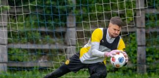 BVB geht mit Ersatzkeeper Meyer in den DFB-Pokal Steht in der ersten Pokalrunde beim BVB im Tor: Alexander Meyer. (Archivbild)