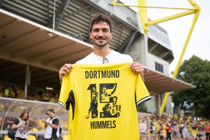Fußball: Testspiele; Borussia Dortmund - AS Rom Mats Hummels sieht seinen Ex-Verein BVB für die neue Saison gut aufgestellt. (Archivbild)