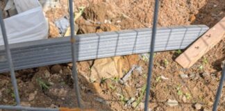 Bombenfund in Wülfrath: Spezialisten aus Düsseldorf im Einsatz Der Fund einer Weltkriegsbombe sorgte für einen Blaulichteinsatz. Foto: FW Wülfrath