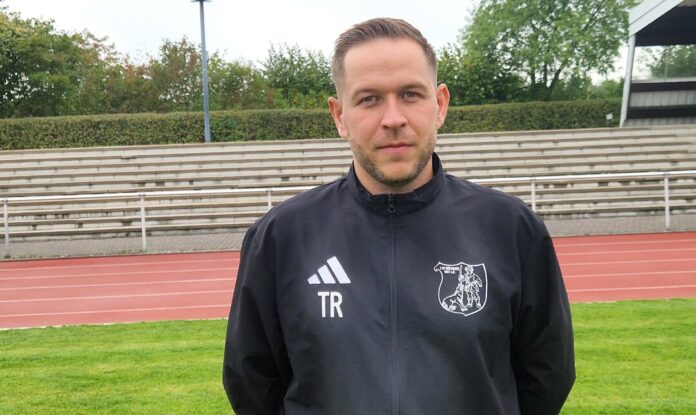 1. FC Wülfrath Trainer Joscha Weber