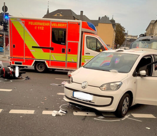 Schwerer Unfall am ZOB in Velbert / Rettungshubschrauber im Einsatz