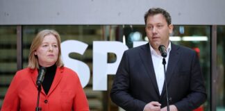 Kritik an SPD-Doppelspitze wächst: «politischere Führung» Das Führungstandem kommt zunehmend ins Schlingern. (Archivbild)s
