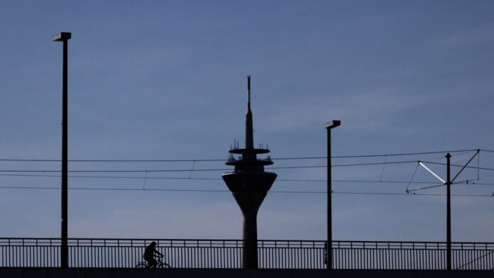 Wetter in Düsseldorf Das Wetter in Nordrhein-Westfalen wird in den kommenden Tagen wechselhaft. (Symbolbild)