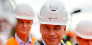 Verkehrsminister: Abriss an Nordbrücke «voll im Zeitplan» Bundesverkehrsminister Bilger (CDU) will den Neubau der Brücke zügig voranbringen.
