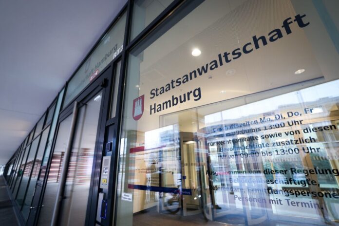Staatsanwaltschaft Hamburg Die Hamburger Staatsanwaltschaft hat ein Ermittlungsverfahren aus Köln übernommen - die Akte soll 14 Umzugskartons und 600 Millionen Dateien umfassen. (Archivbild)