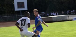 Regionalliga West: VfB Hilden bemüht, Oberhausen konsequent Hilden war bemüht. Rot-Weiß Oberhausen nutzte die Chance jedoch und erzielte alle Tore der Partie. Foto: VfB Hilden