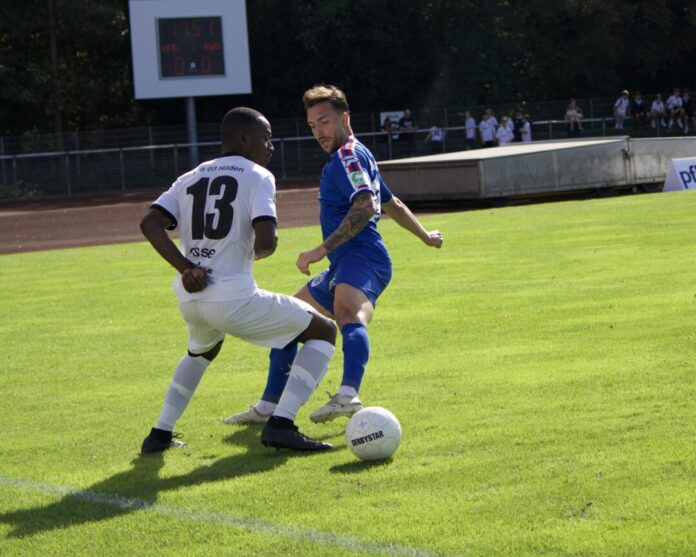 Hilden war bemüht. Rot-Weiß Oberhausen nutzte die Chance jedoch und erzielte alle Tore der Partie. Foto: VfB Hilden Hilden war bemüht. Rot-Weiß Oberhausen nutzte die Chance jedoch und erzielte alle Tore der Partie. Foto: VfB Hilden