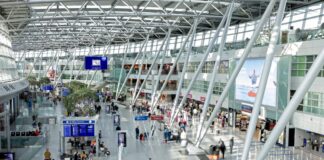 Rund 3,4 Millionen Sommer-Passagiere am Düsseldorfer Flughafen Rund 3,4 Millionen Passagiere reisten während der Sommerferien über den Düsseldorfer Airport. Auch im September bleibt das Verkehrsaufkommen hoch. Foto: Flughafen Düsseldorf / Andreas Wiese