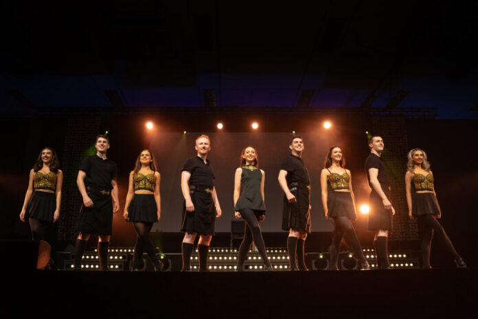Dance Masters_Pressefoto 4_Copyright Chris McCann Die "Dance Masters" bringen 200 Jahre irische Tanzgeschichte nach Velbert. Foto: Chris McCann