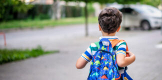 Aufpassen! Neue Schulkinder im Straßenverkehr