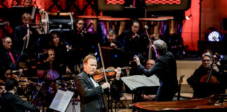 Essen: Für fünf Euro ins Konzert Daniel Hope auf der Bühne. Foto: Sven Lorenz