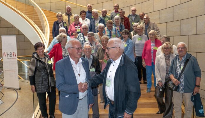 Martin Sträßer empfing die Gäste. Foto: privat Martin Sträßer empfing die Gäste. Foto: privat