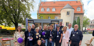 Großes Interesse an der Notfallseelsorge beim Aktionstag in Ratingen Die Notfallseelsorge hat sich in Ratingen mit einer Aktion vorgestellt. Foto: Kirchenkreis Düsseldorf-Mettmann